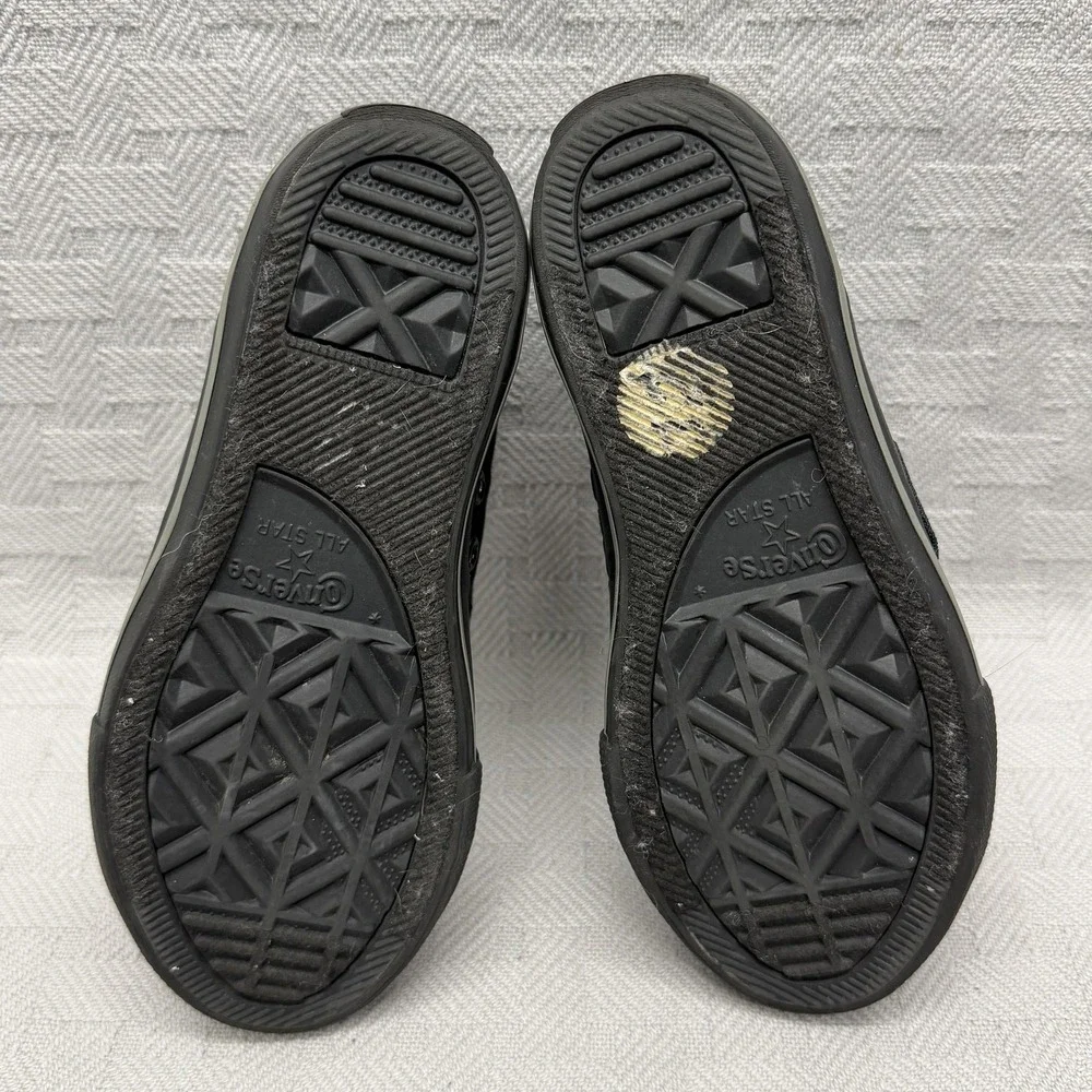 Converse Kids'‎ Chuck Taylor All Star Axel Mid Youth Size 12